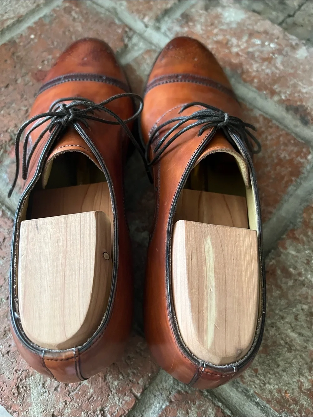 Santoni Cognac Leather Cap-Toe Derby Oxfords with Broguing